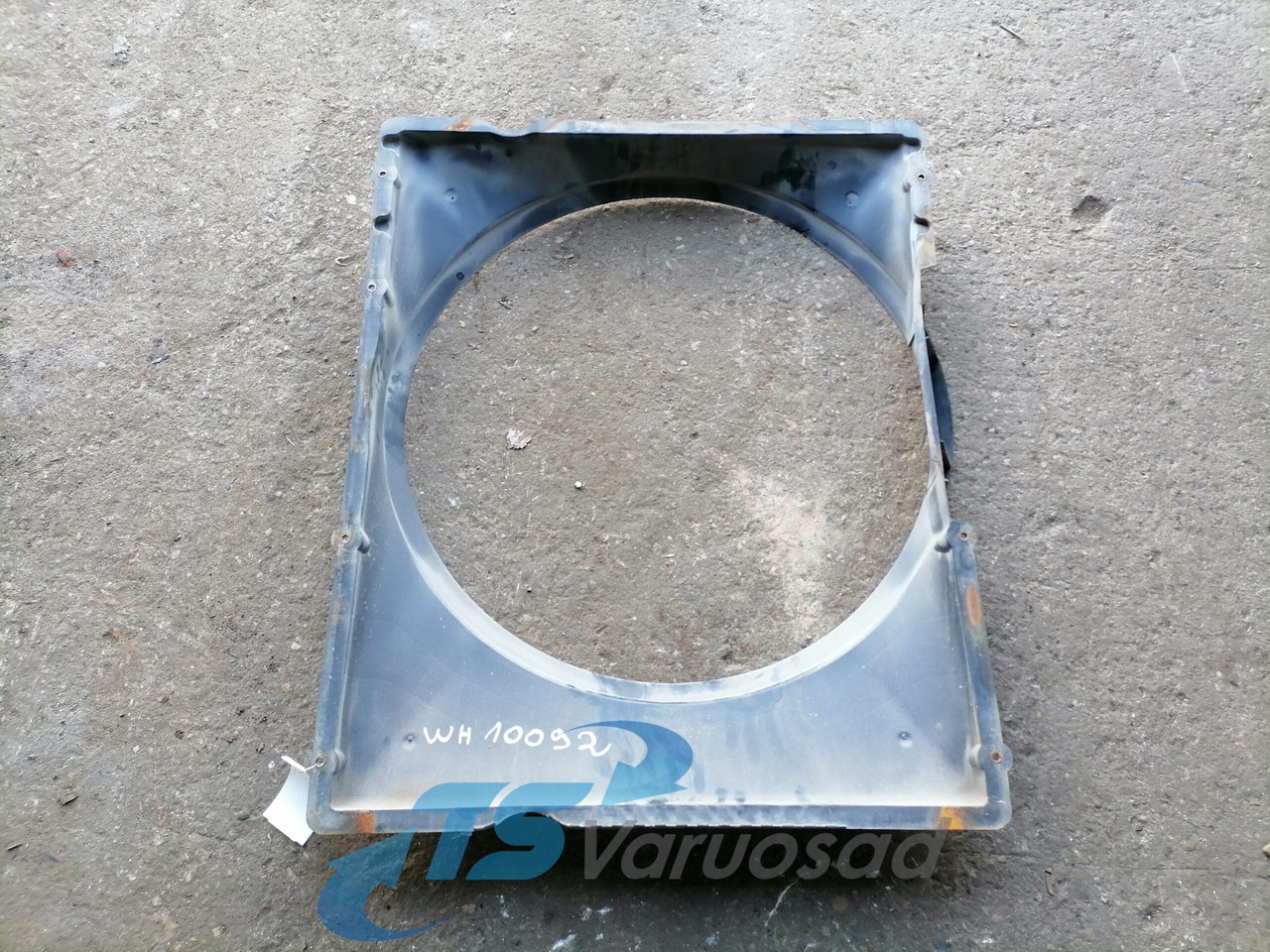 Volvo Fan shroud 3183757 - Radiateur pour Camion: photos 2 Volvo Fan shroud 3183757 - Radiateur pour Camion: photos 2