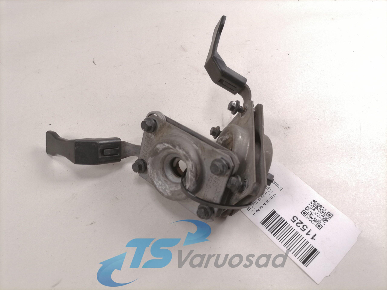 Volvo Iluvõre lukk 82232959 - Calandre pour Camion: photos 2 Volvo Iluvõre lukk 82232959 - Calandre pour Camion: photos 2