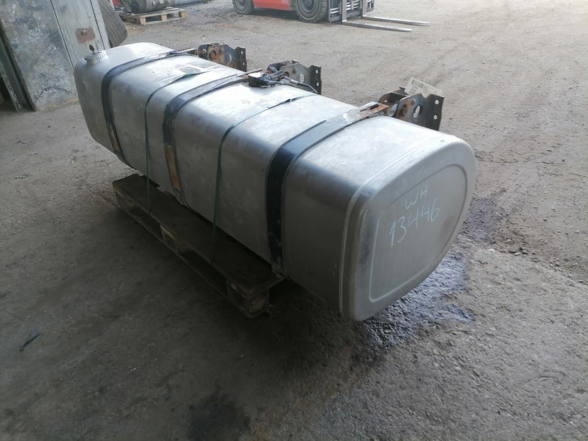 Volvo Kütusepaak 625L 20504495 - Réservoir de carburant pour Camion: photos 1 Volvo Kütusepaak 625L 20504495 - Réservoir de carburant pour Camion: photos 1