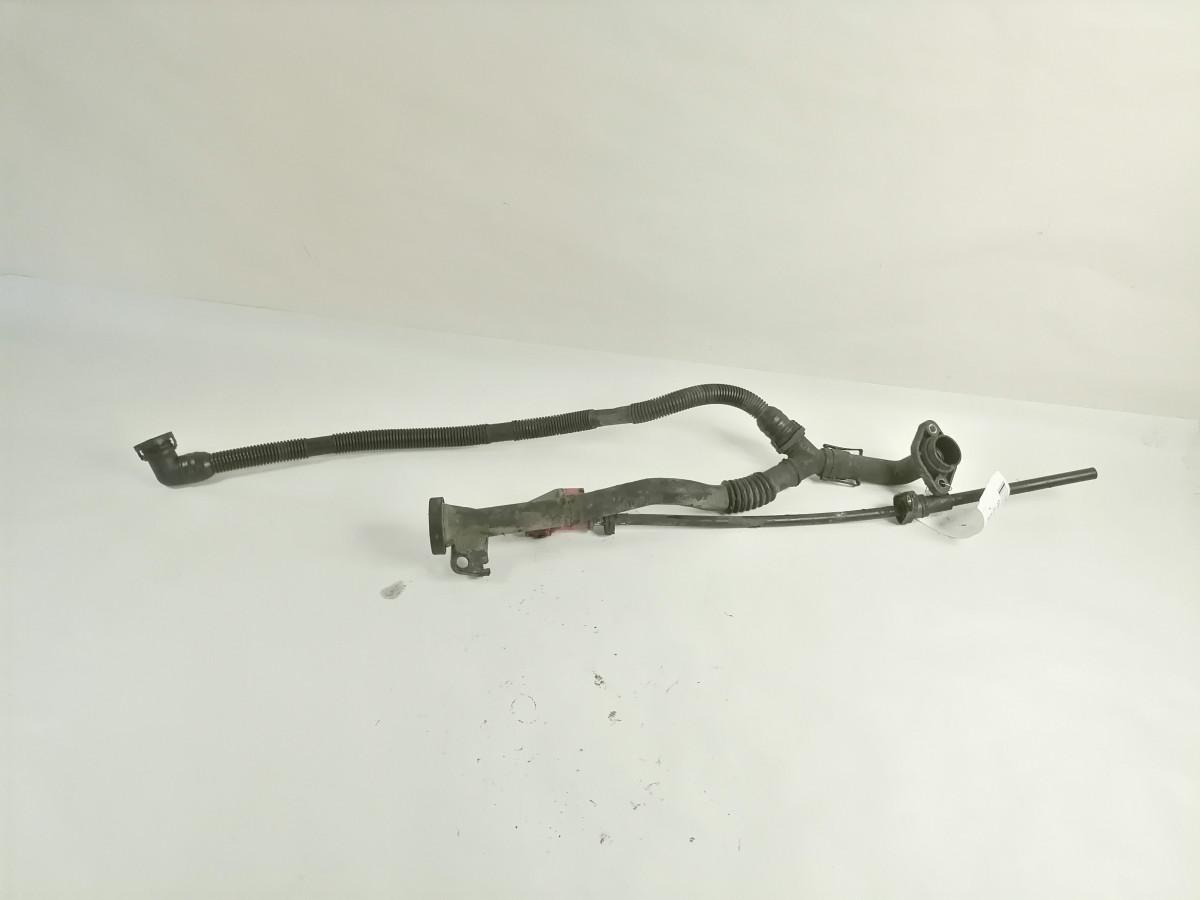 Volvo Oil pipe 22093225 - Moteur et pièces pour Camion: photos 2 Volvo Oil pipe 22093225 - Moteur et pièces pour Camion: photos 2