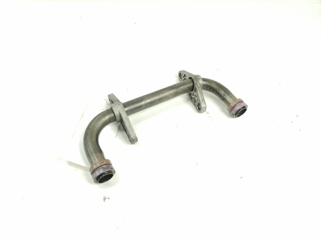 Volvo Oil pump pipe 20498189 - Pompe à huile pour Camion: photos 1 Volvo Oil pump pipe 20498189 - Pompe à huile pour Camion: photos 1