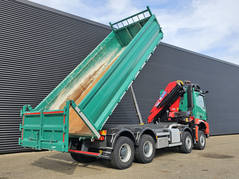 Mercedes-Benz AROCS 4145 / 8X6 / TIPPER + HMF CRANE - Camion grue: photos 4 Mercedes-Benz AROCS 4145 / 8X6 / TIPPER + HMF CRANE - Camion grue: photos 4