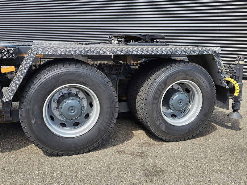 Camion grue Mercedes-Benz Arocs 2658 6x4 / HMF 40 t/m - 21.3 mtr / WINCH: photos 19 Camion grue Mercedes-Benz Arocs 2658 6x4 / HMF 40 t/m - 21.3 mtr / WINCH: photos 19