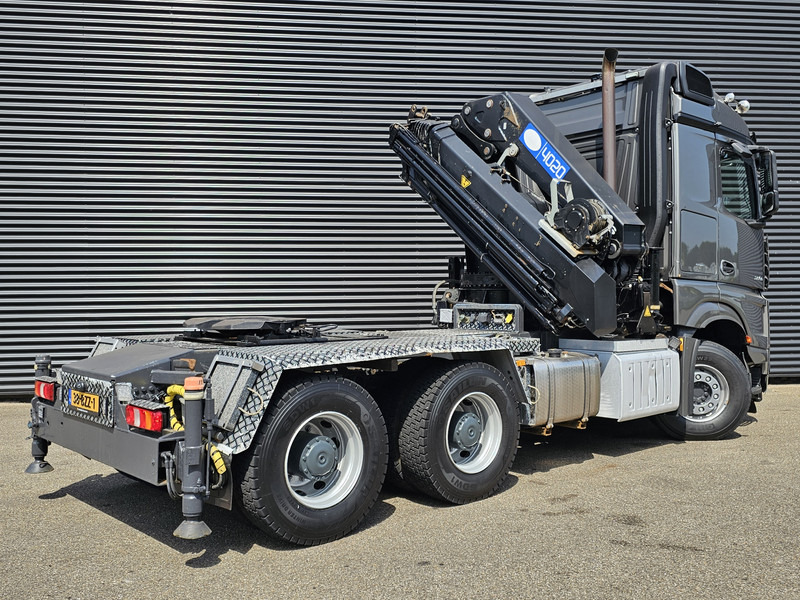 Camion grue Mercedes-Benz Arocs 2658 6x4 / HMF 40 t/m - 21.3 mtr / WINCH: photos 8 Camion grue Mercedes-Benz Arocs 2658 6x4 / HMF 40 t/m - 21.3 mtr / WINCH: photos 8