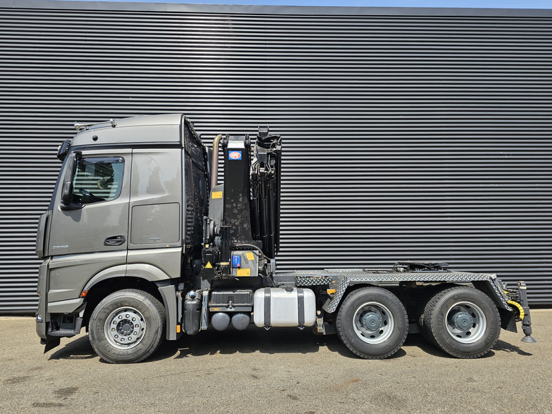 Camion grue Mercedes-Benz Arocs 2658 6x4 / HMF 40 t/m - 21.3 mtr / WINCH: photos 12 Camion grue Mercedes-Benz Arocs 2658 6x4 / HMF 40 t/m - 21.3 mtr / WINCH: photos 12
