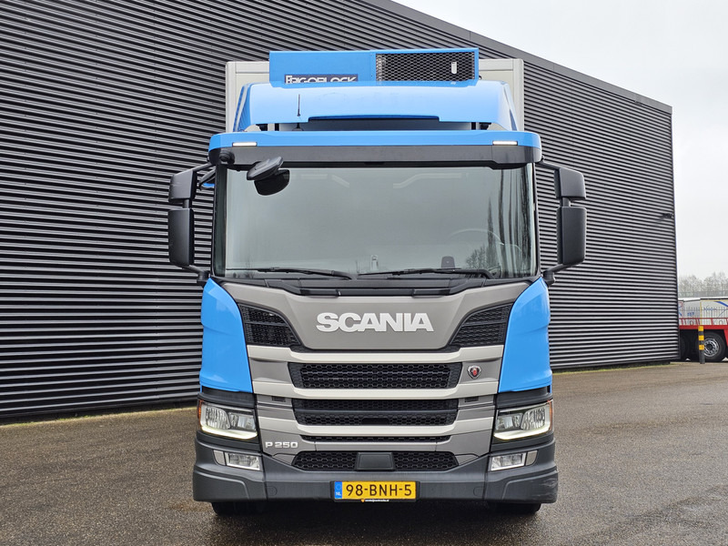 Scania P250 4x2 / FRIGO / KUHL / LBW - Camion fourgon: photos 3 Scania P250 4x2 / FRIGO / KUHL / LBW - Camion fourgon: photos 3