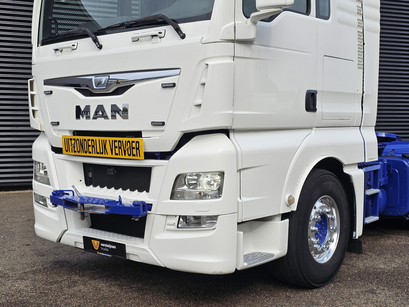 MAN TGX 33.560 6x4 / RETARDER / 464 dkm - Tracteur routier: photos 5 MAN TGX 33.560 6x4 / RETARDER / 464 dkm - Tracteur routier: photos 5