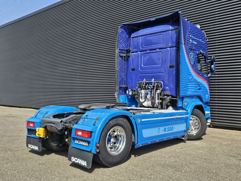 Scania R580 V8 / 4x2 / FULL AIR / 2 TANKS / PTO - Tracteur routier: photos 2 Scania R580 V8 / 4x2 / FULL AIR / 2 TANKS / PTO - Tracteur routier: photos 2