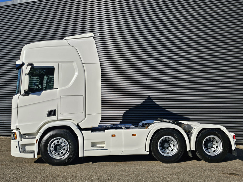 Scania R580 V8 / 6x4 / FULL AIR / RETARDER - Tracteur routier: photos 2 Scania R580 V8 / 6x4 / FULL AIR / RETARDER - Tracteur routier: photos 2