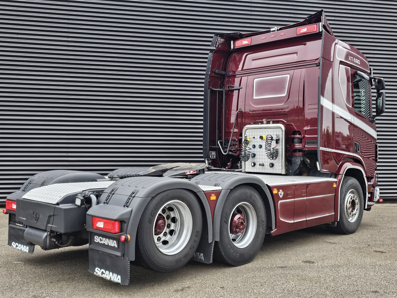 Scania R580 V8 XT / 6x2 BOOGIE / RETARDER / HYDRAULIC / 80T - Tracteur routier: photos 4 Scania R580 V8 XT / 6x2 BOOGIE / RETARDER / HYDRAULIC / 80T - Tracteur routier: photos 4