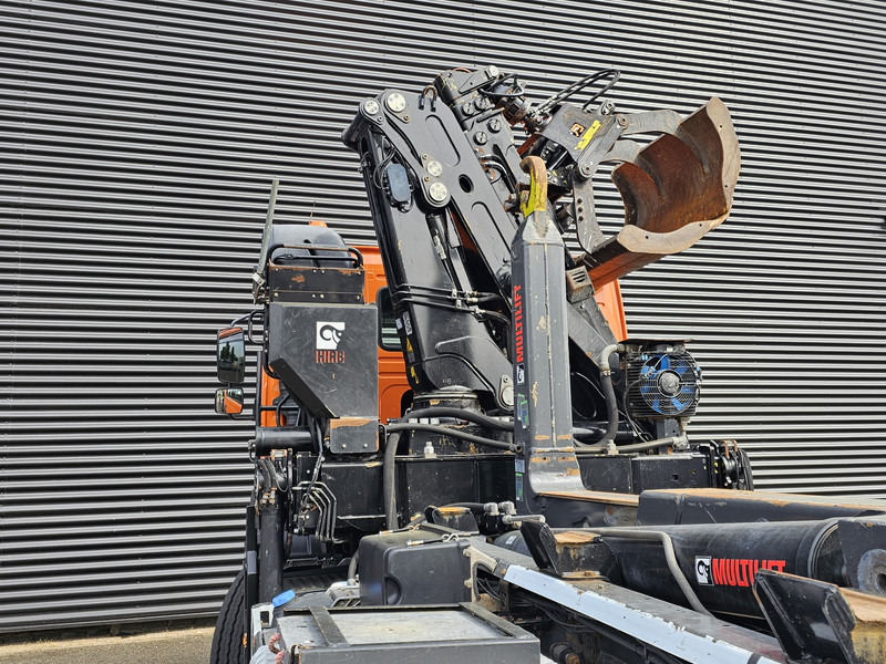 Crédit-bail de Volvo FMX 460 8x4-4 / HIAB Z CRANE + HOOKLIFT Volvo FMX 460 8x4-4 / HIAB Z CRANE + HOOKLIFT: photos 9