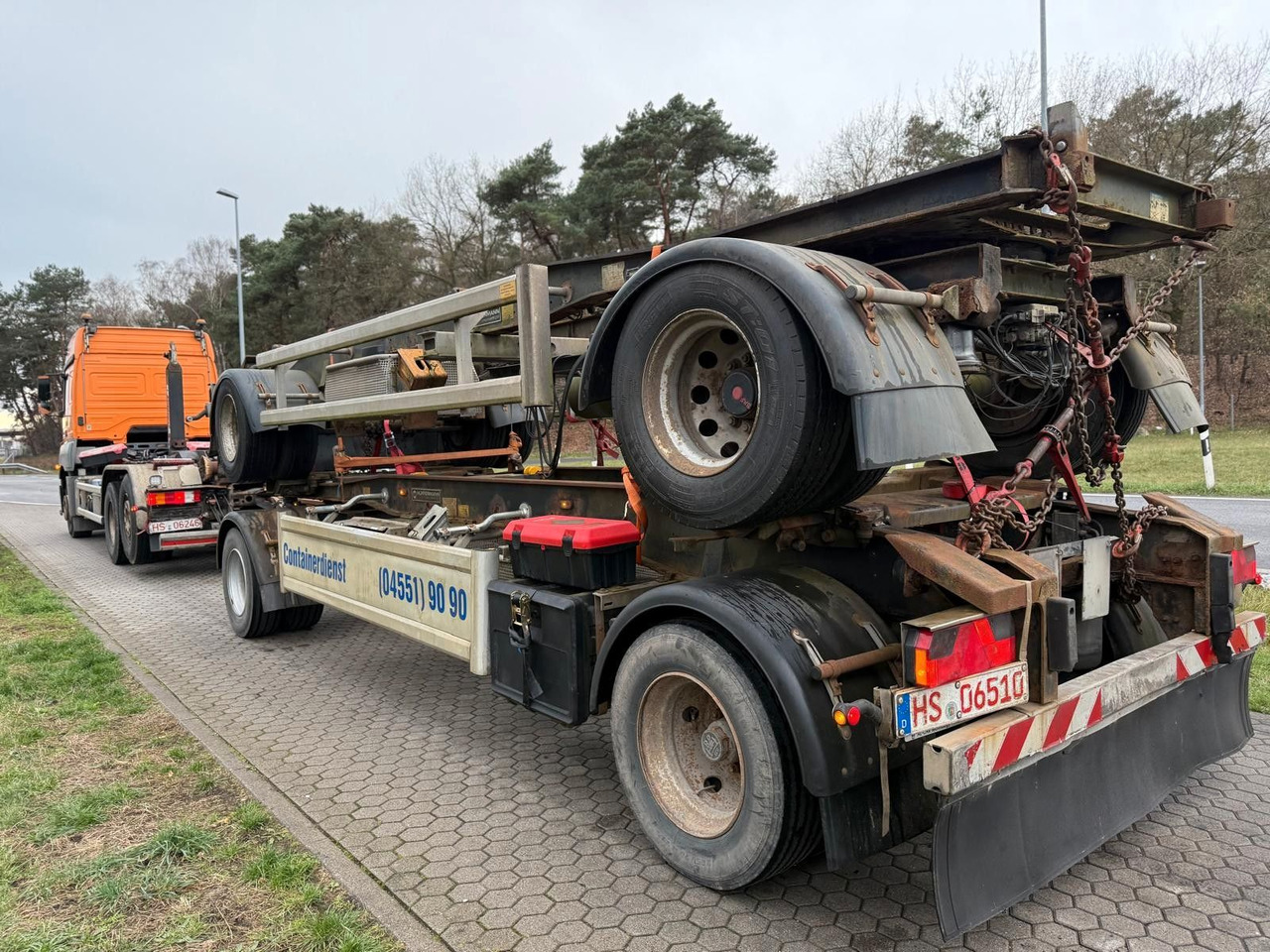 Hüffermann HSA 18.70 Schlittenabroller Containeranhänger 2x - Remorque ampliroll/ Multibenne: photos 4 Hüffermann HSA 18.70 Schlittenabroller Containeranhänger 2x - Remorque ampliroll/ Multibenne: photos 4