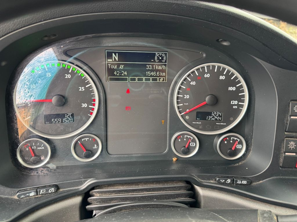 MAN 12.250 4X2 Koffer LBW Klima Diff.Sperre AHK MAN 12.250 4X2 Koffer LBW Klima Diff.Sperre AHK - Camion fourgon: photos 4 MAN 12.250 4X2 Koffer LBW Klima Diff.Sperre AHK MAN 12.250 4X2 Koffer LBW Klima Diff.Sperre AHK - Camion fourgon: photos 4