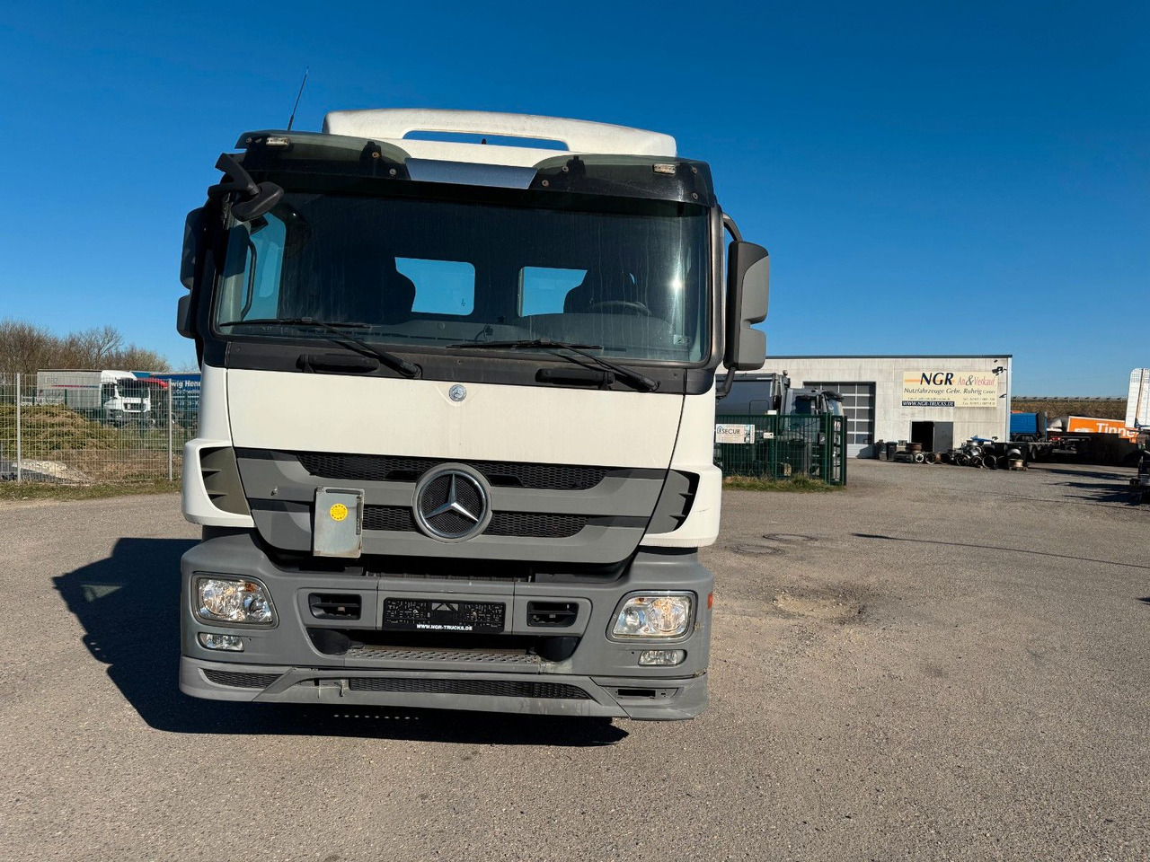 Mercedes-Benz 2541 6X2 Meiller RK 20.65 Klima M-Haus - Camion ampliroll: photos 2 Mercedes-Benz 2541 6X2 Meiller RK 20.65 Klima M-Haus - Camion ampliroll: photos 2
