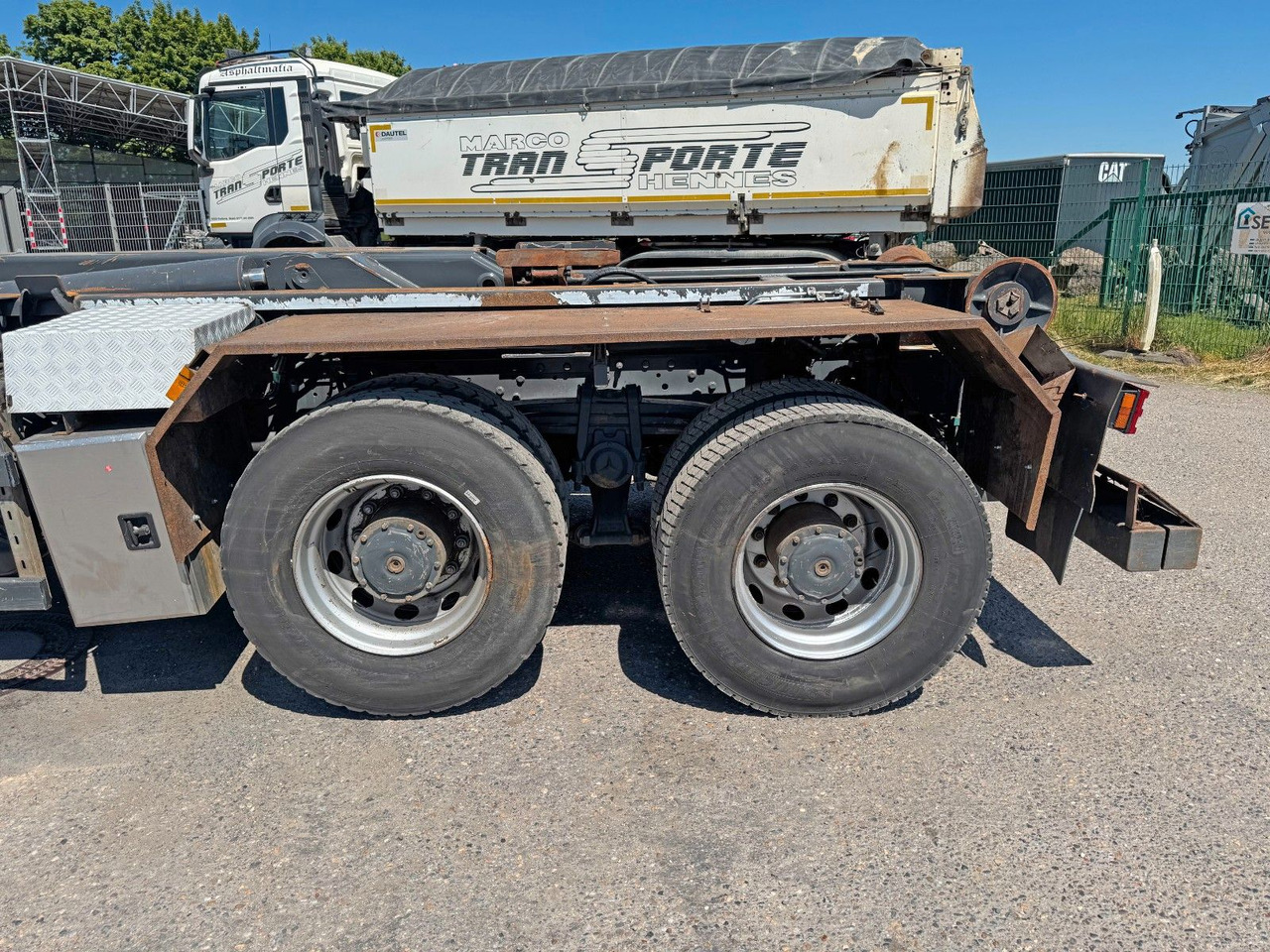 Mercedes-Benz 2644 6X4 VDL Abroller mit 3,90 Radstand Blatt BL - Camion ampliroll: photos 5 Mercedes-Benz 2644 6X4 VDL Abroller mit 3,90 Radstand Blatt BL - Camion ampliroll: photos 5