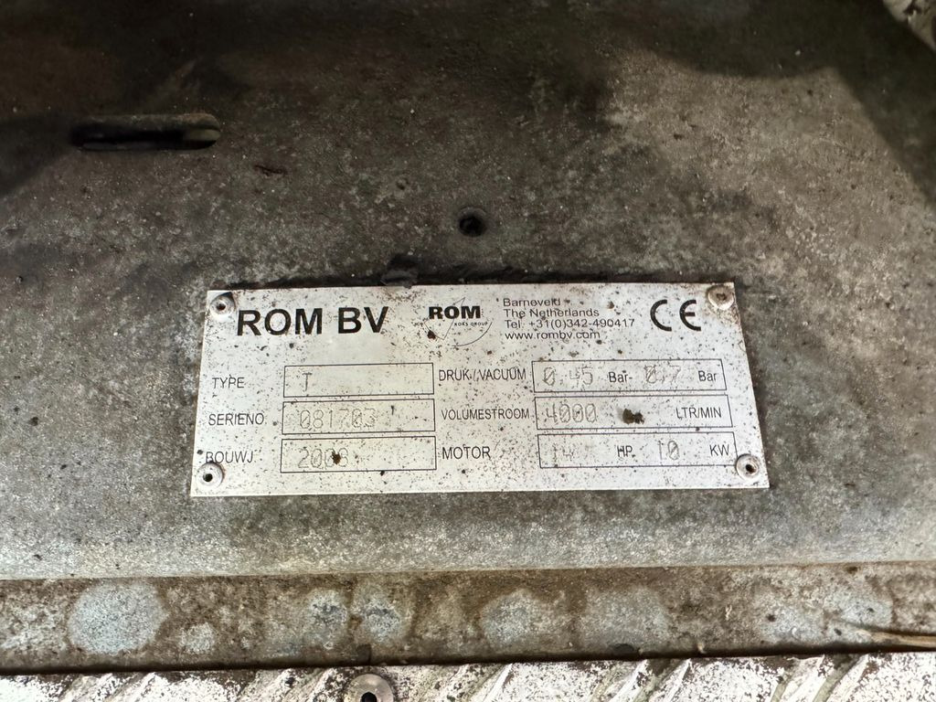 Mercedes-Benz 818 4X2 ROM Toilettenwagen  - Camion hydrocureur: photos 3 Mercedes-Benz 818 4X2 ROM Toilettenwagen  - Camion hydrocureur: photos 3