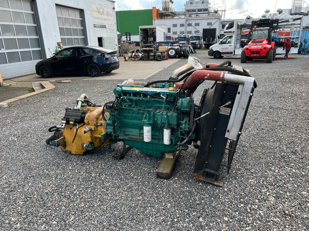 VOLVO PENTA & DANA SPICER Top Zustand - Moteur pour Camion: photos 4 VOLVO PENTA & DANA SPICER Top Zustand - Moteur pour Camion: photos 4