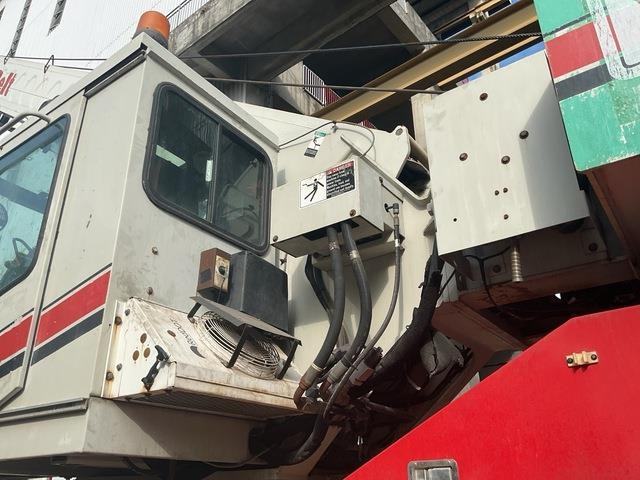 Link-Belt RTC 8030-2 - Grue automotrice lente: photos 5 Link-Belt RTC 8030-2 - Grue automotrice lente: photos 5