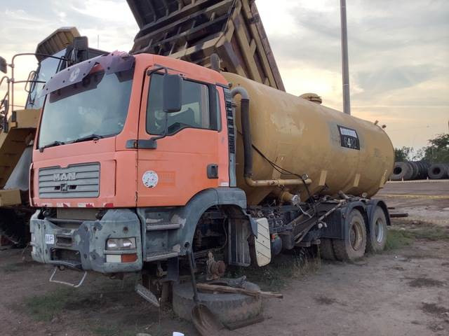 MAN 33.363 - Camion citerne: photos 1 MAN 33.363 - Camion citerne: photos 1