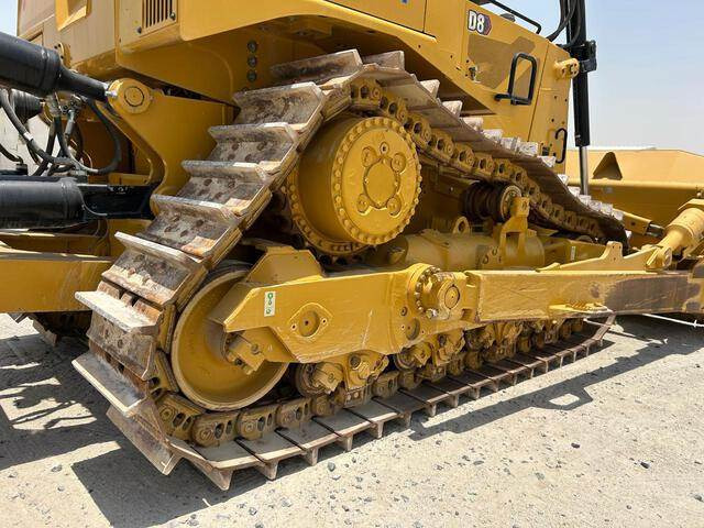 Bulldozer CAT D8: photos 23