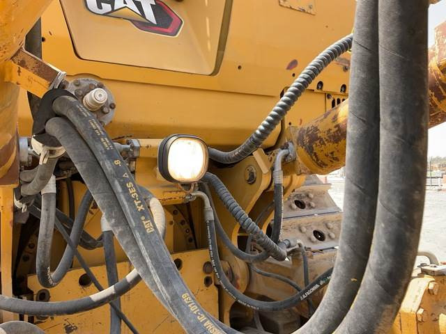 Bulldozer CAT D8R: photos 21