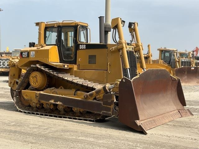 CAT D8R - Bulldozer: photos 4 CAT D8R - Bulldozer: photos 4