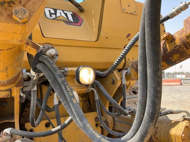 Bulldozer CAT D8R: photos 22