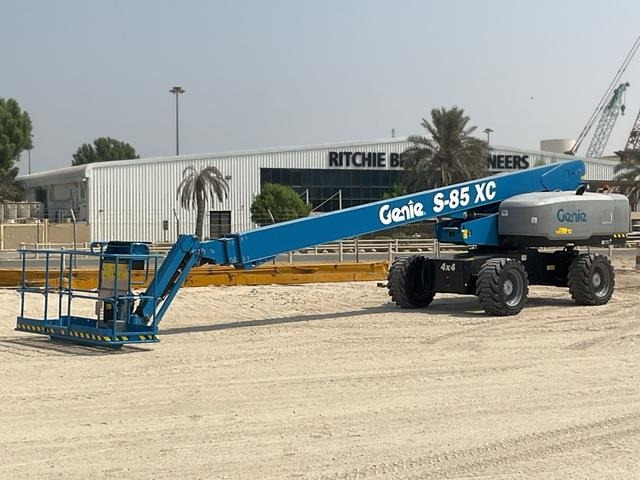 Genie S85 XC - Nacelle télescopique: photos 1 Genie S85 XC - Nacelle télescopique: photos 1