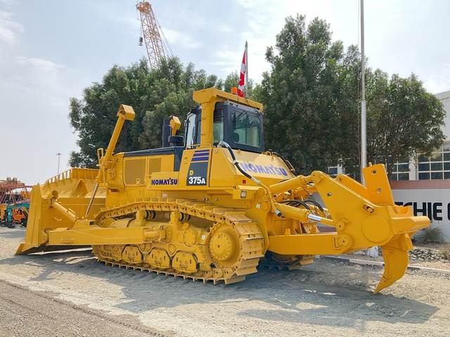Komatsu D375A-6R - Bulldozer: photos 2 Komatsu D375A-6R - Bulldozer: photos 2