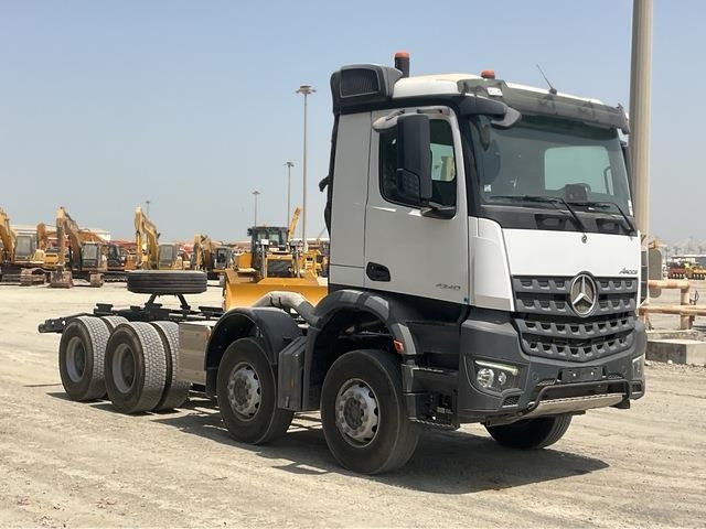 Mercedes-Benz Arocs 4240 - Châssis cabine: photos 4 Mercedes-Benz Arocs 4240 - Châssis cabine: photos 4