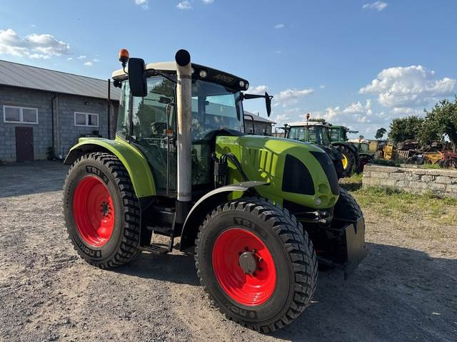 CLAAS Ares 577 - Tracteur agricole: photos 4 CLAAS Ares 577 - Tracteur agricole: photos 4