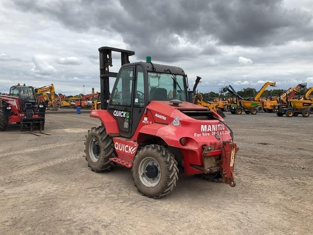 Manitou M26-4 - Chariot tout terrain: photos 2 Manitou M26-4 - Chariot tout terrain: photos 2