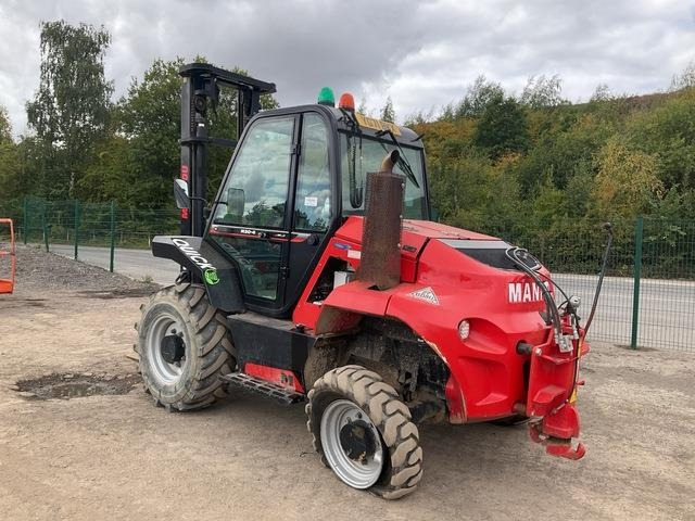 Manitou M30-4 - Chariot tout terrain: photos 2 Manitou M30-4 - Chariot tout terrain: photos 2