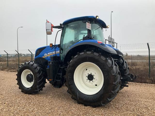 New Holland T7.165S - Tracteur agricole: photos 2 New Holland T7.165S - Tracteur agricole: photos 2