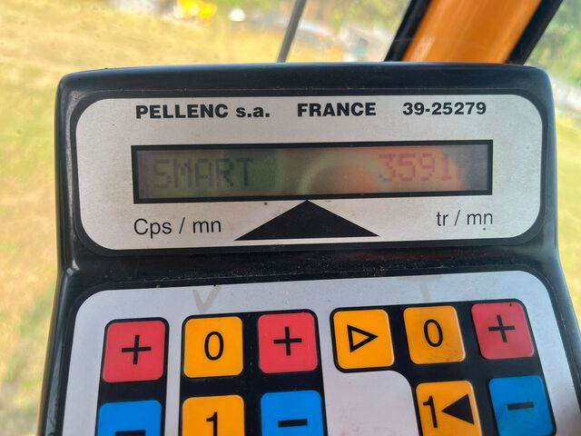 Pellenc MAV 3125 - Machine à vendanger: photos 5 Pellenc MAV 3125 - Machine à vendanger: photos 5