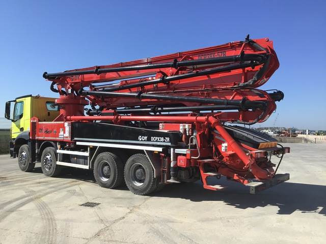 Mercedes-Benz Arocs 4143 - Camion pompe: photos 2 Mercedes-Benz Arocs 4143 - Camion pompe: photos 2