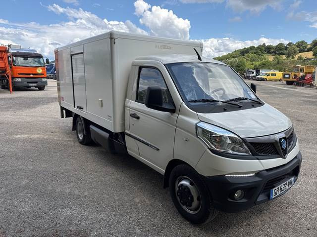 Piaggio Porter NP6 - Camion fourgon: photos 4 Piaggio Porter NP6 - Camion fourgon: photos 4