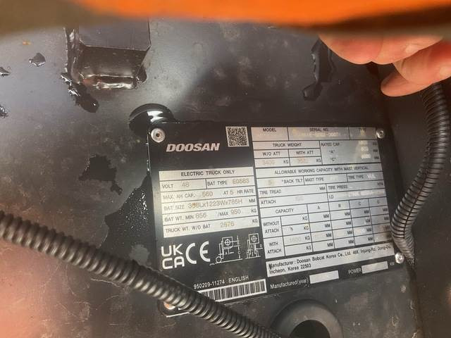 Doosan BR16JW-9 - Chariot à mât rétractable: photos 5 Doosan BR16JW-9 - Chariot à mât rétractable: photos 5