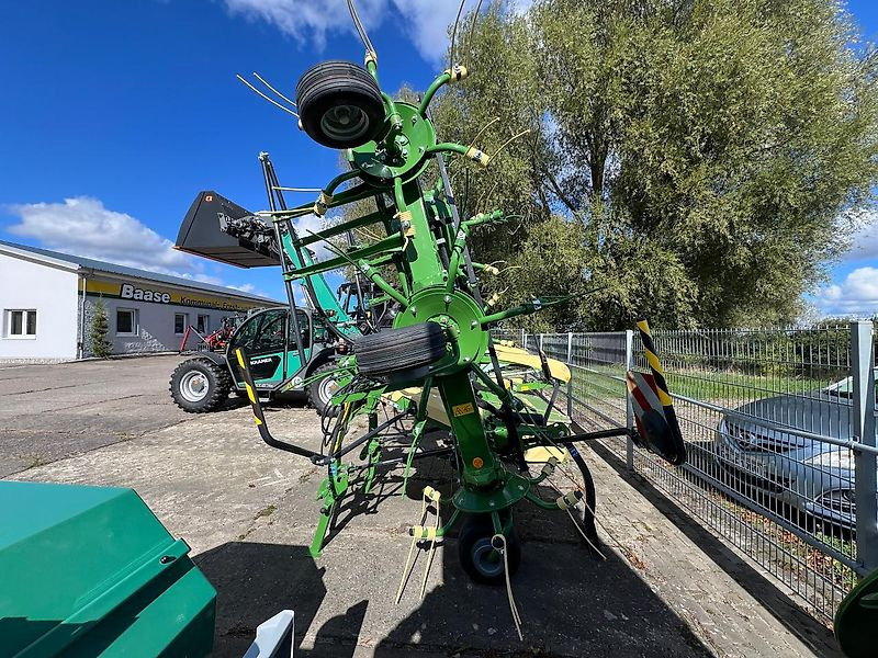 Krone Vendro 900 KW 103-24 - Faneuse: photos 2 Krone Vendro 900 KW 103-24 - Faneuse: photos 2