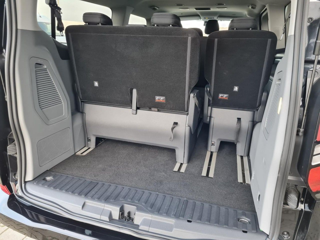 Transport de personnes Ford Tourneo Custom 320 L2 Titanium 9 Sitze STANDHZ: photos 27