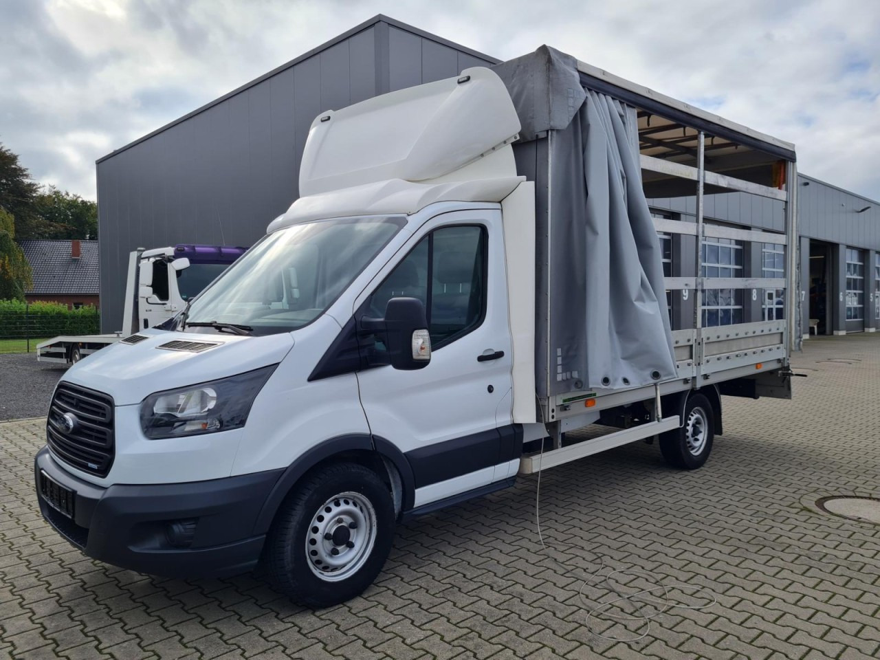 Ford Transit 35 Pritsche Schiebe Plane TDCi L3 KLIMA - Utilitaire rideaux coulissants (PLSC): photos 2 Ford Transit 35 Pritsche Schiebe Plane TDCi L3 KLIMA - Utilitaire rideaux coulissants (PLSC): photos 2