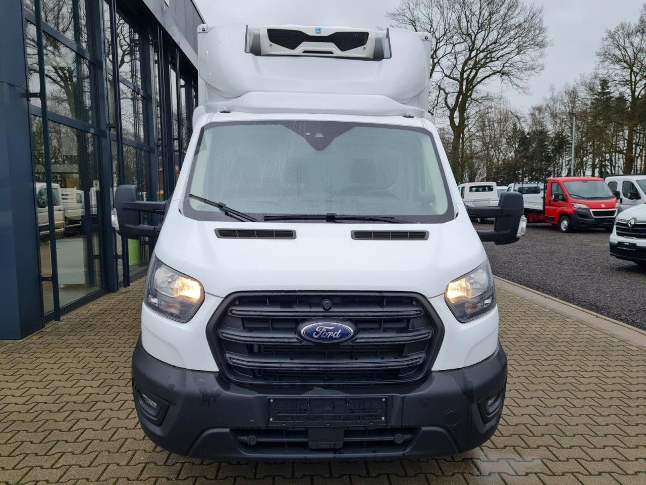 Ford Transit 350 Kühlkoffer STAND+FAHRKÜHLUNG TREND Ford Transit 350 Kühlkoffer STAND+FAHRKÜHLUNG TREND - Utilitaire frigorifique: photos 2 Ford Transit 350 Kühlkoffer STAND+FAHRKÜHLUNG TREND Ford Transit 350 Kühlkoffer STAND+FAHRKÜHLUNG TREND - Utilitaire frigorifique: photos 2