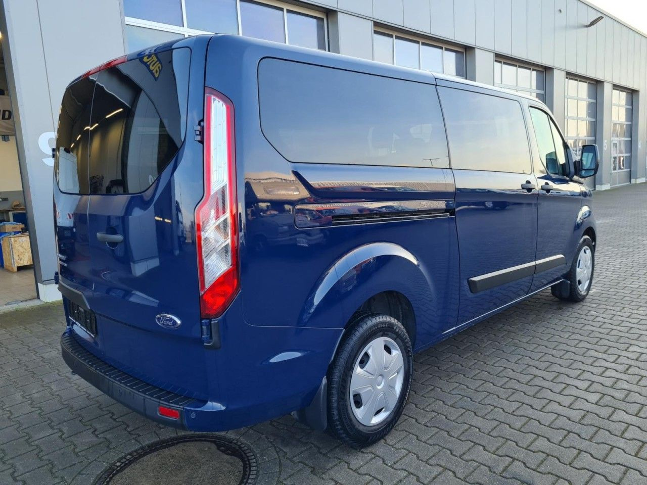Ford Transit Custom Kombi 320 L2 Trend 9 Sitze KLIMA - Transport de personnes: photos 4 Ford Transit Custom Kombi 320 L2 Trend 9 Sitze KLIMA - Transport de personnes: photos 4