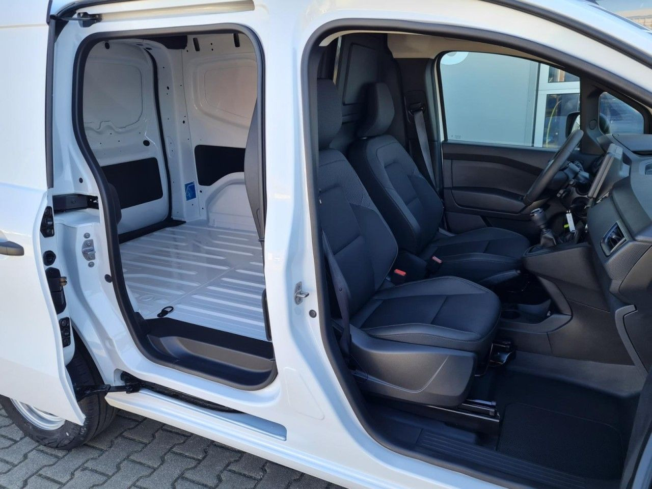 Renault Kangoo Van Start1.3 TCe 100 KLIMA TEMPOMAT - Fourgonnette: photos 4 Renault Kangoo Van Start1.3 TCe 100 KLIMA TEMPOMAT - Fourgonnette: photos 4