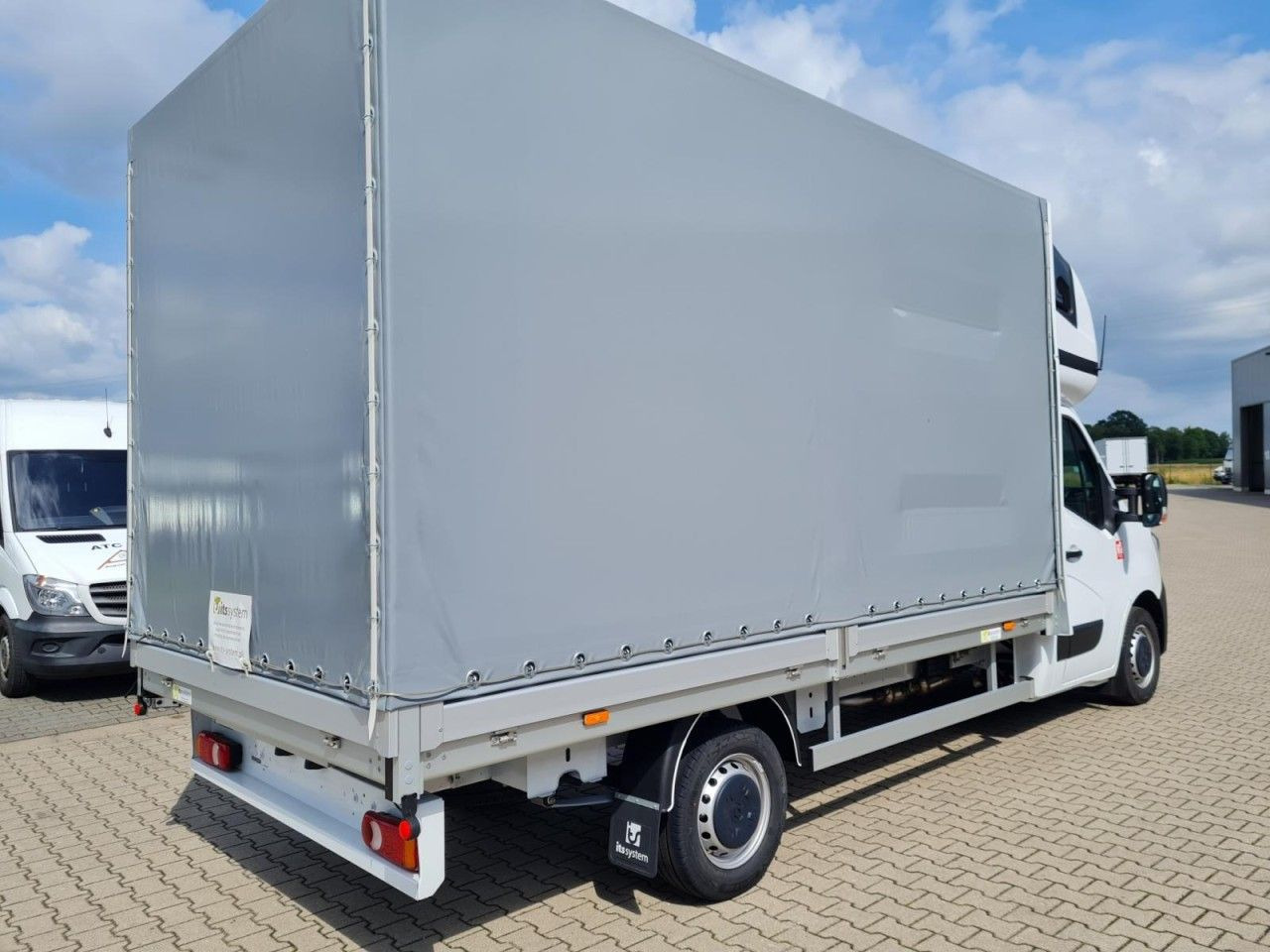 Renault Master 3,5 Pritsche Schiebe Plane Schlafkab. - Utilitaire rideaux coulissants (PLSC): photos 4 Renault Master 3,5 Pritsche Schiebe Plane Schlafkab. - Utilitaire rideaux coulissants (PLSC): photos 4