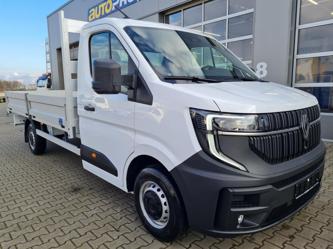 Renault Master New 35 Pritsche lang KLIMA KOMFORT TEMPOM - Utilitaire plateau: photos 3 Renault Master New 35 Pritsche lang KLIMA KOMFORT TEMPOM - Utilitaire plateau: photos 3