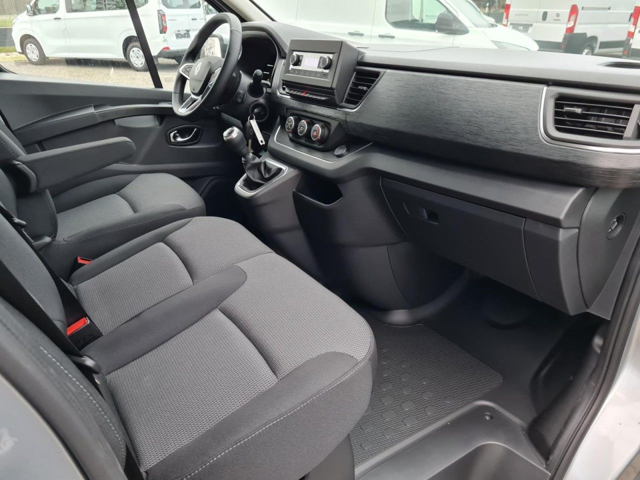 Voiture Renault Trafic Kombi 9-Sitze L2 Grand Equilibre KLIMA TE: photos 13