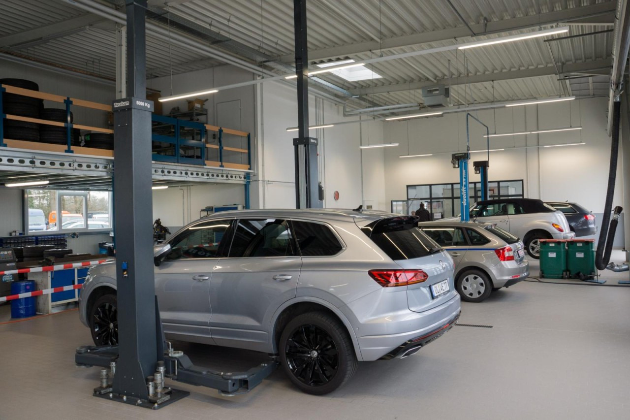 Utilitaire plateau, Utilitaire double cabine Volkswagen Crafter 35 Doka TDI MR LED KLIMA: photos 10