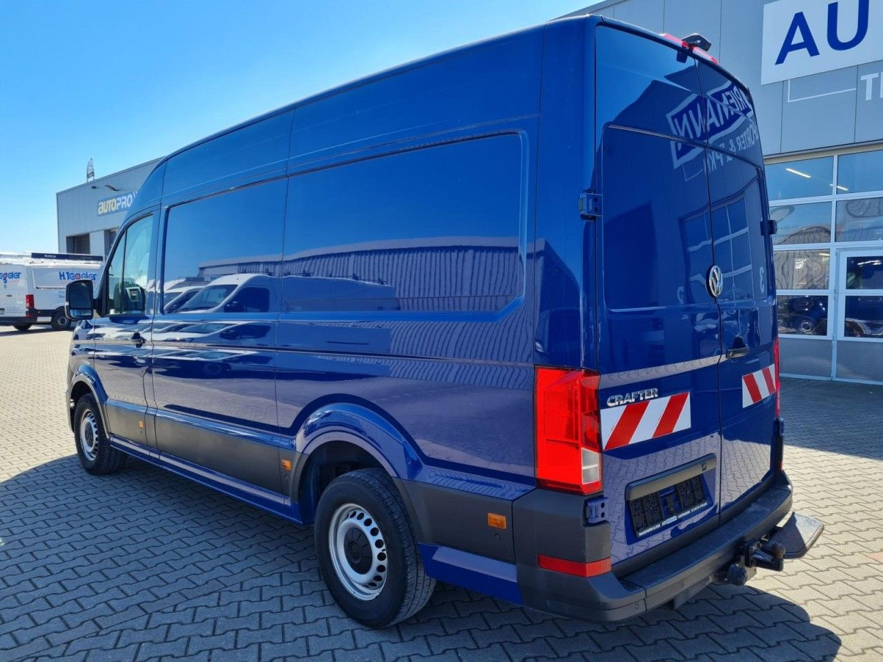 Fourgon utilitaire Volkswagen Crafter 35 Kasten TDI MR L3H3 RWD AHK: photos 8