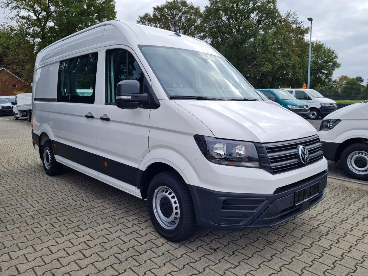 Volkswagen Crafter 35 Kasten TDI MR L3H3 STANDHEIZ AHK - Voiture: photos 3 Volkswagen Crafter 35 Kasten TDI MR L3H3 STANDHEIZ AHK - Voiture: photos 3